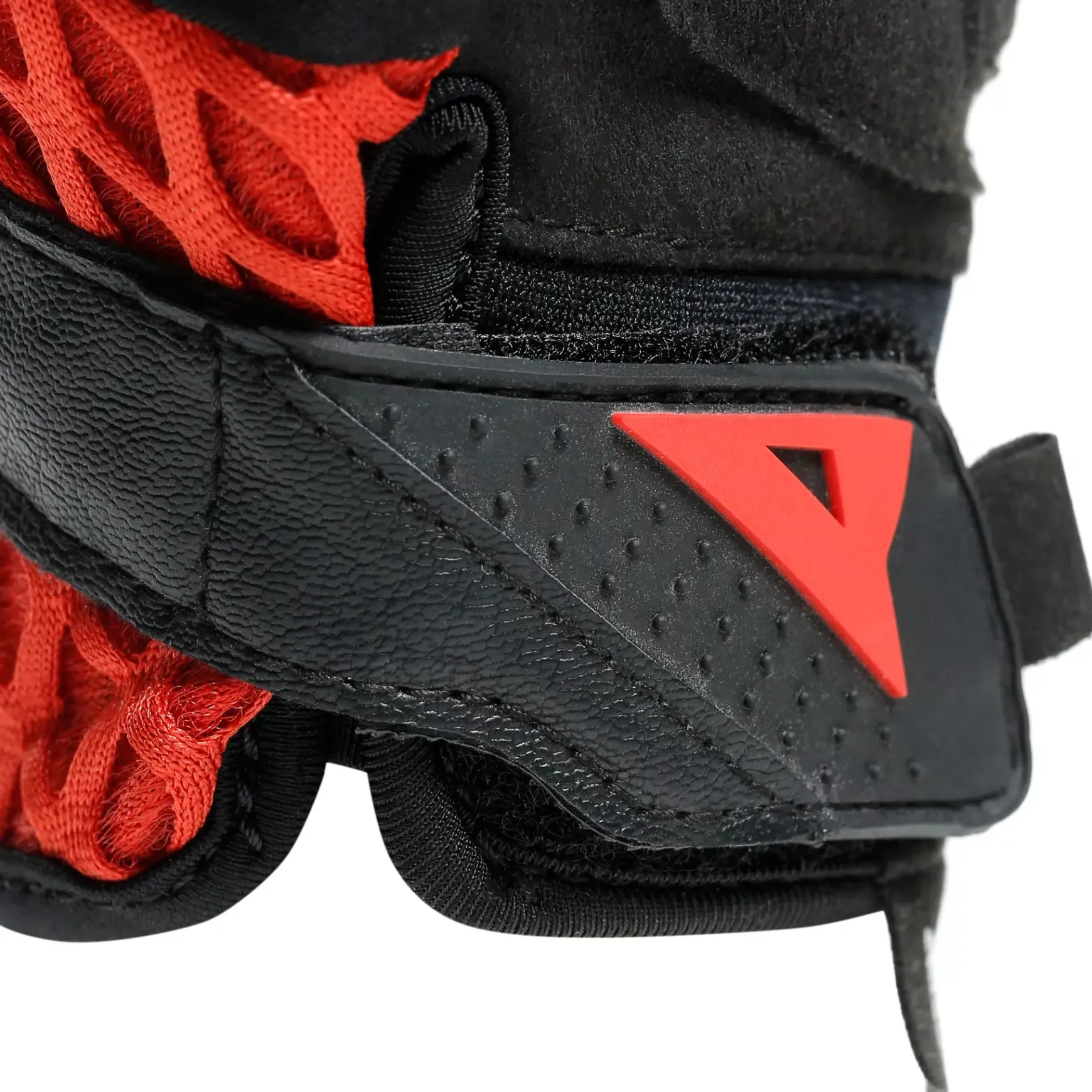Dainese AIR-MAZE UNISEX GLOVES BLACK/RED Outlet