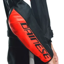 Dainese AVRO 4 LEATHER 2PCS SUIT BLACK-MATT/FLUO-RED/WHITE