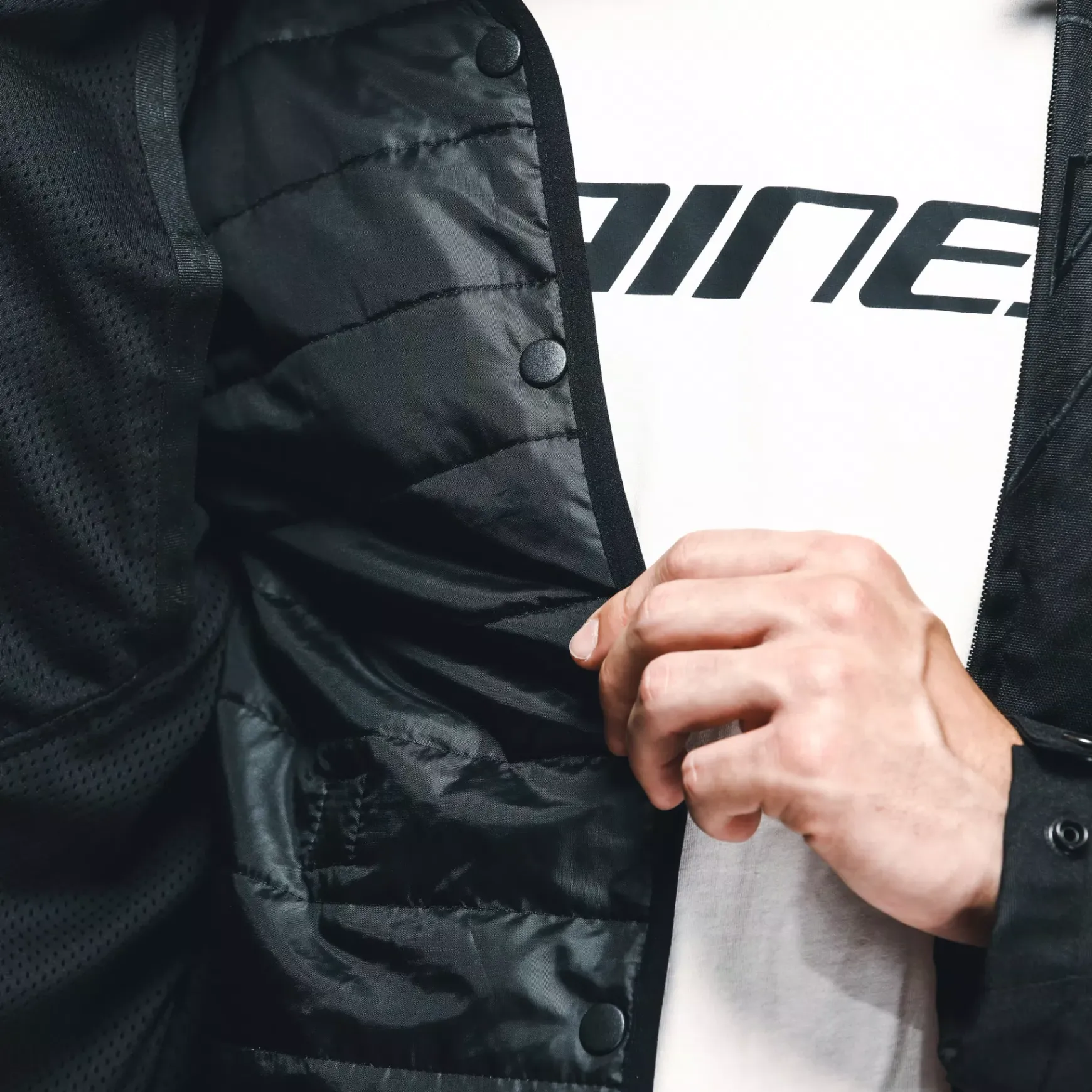 Dainese AVRO 5 TEX JACKET BLACK/BLACK/BLACK Clearance
