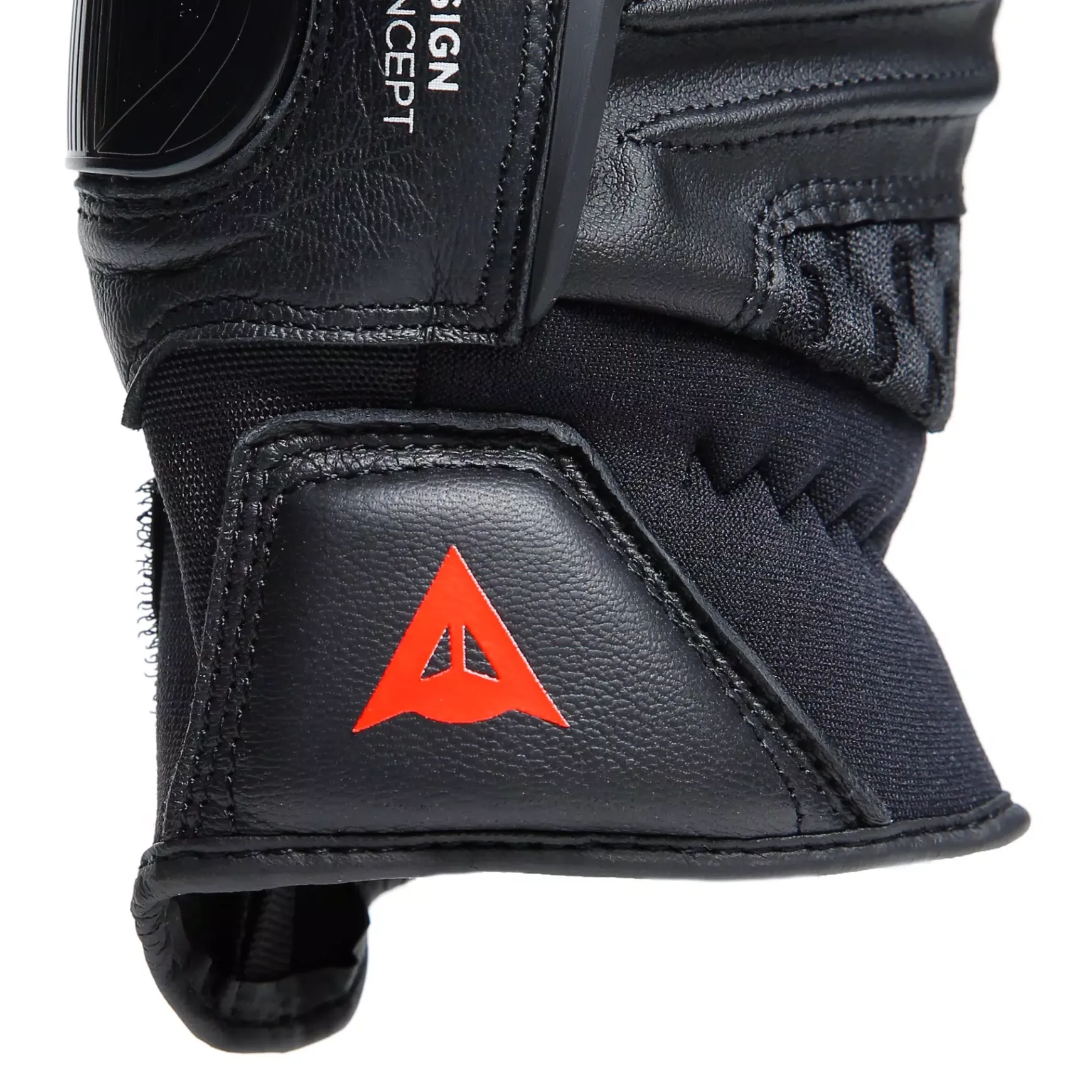 Dainese CARBON 4 SHORT LEATHER GLOVES BLACK/FLUO-RED New