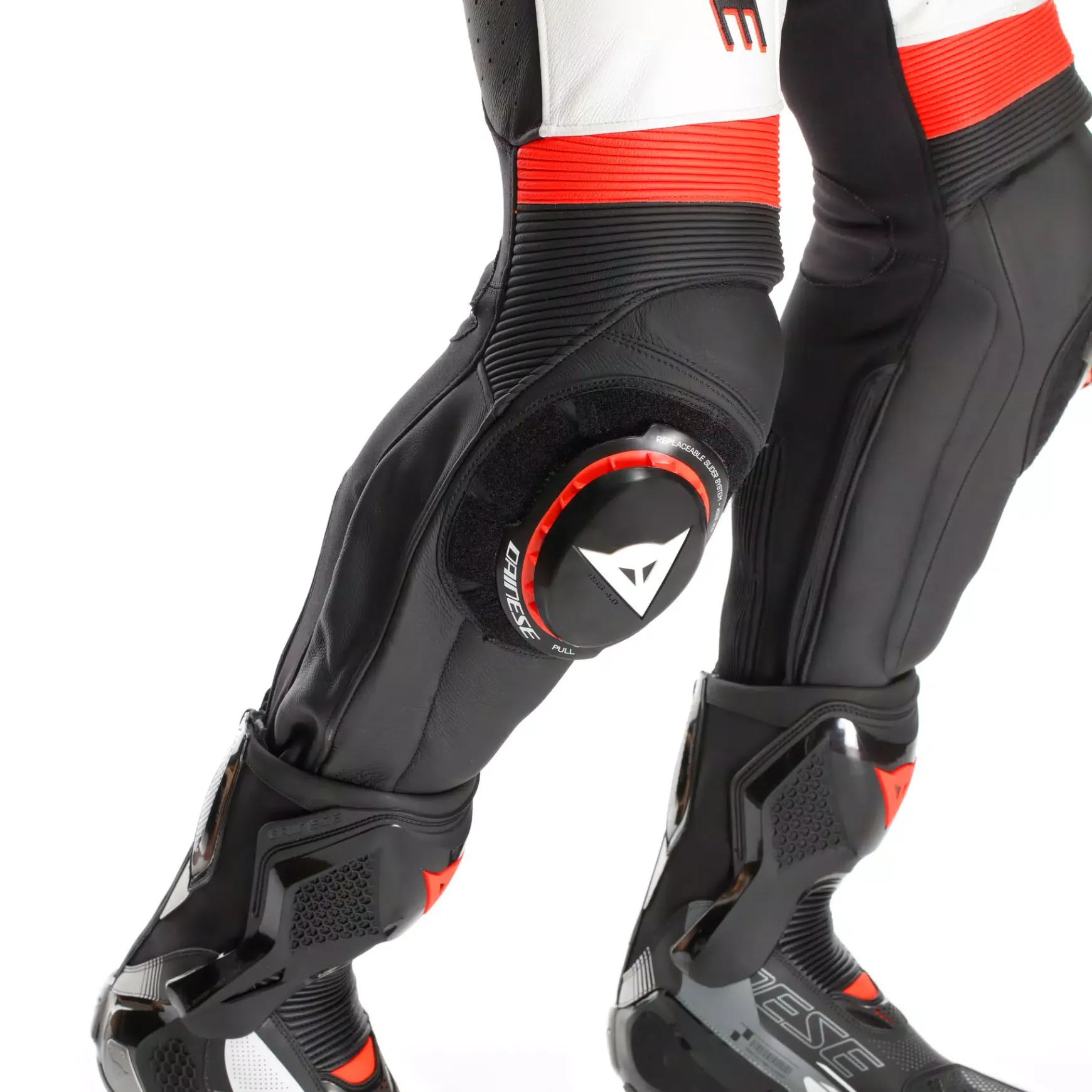 Dainese LAGUNA SECA 6 - EINTEILIGER PERFORIERTER LEDERANZUG HERREN Discount