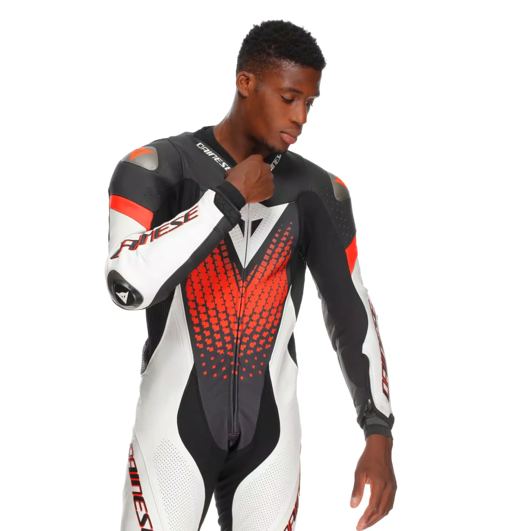 Dainese LAGUNA SECA 6 - EINTEILIGER PERFORIERTER LEDERANZUG HERREN BLACK/WHITE/RED-FLUO New