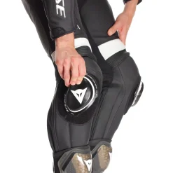 Dainese LAGUNA SECA 6 - EINTEILIGER PERFORIERTER LEDERANZUG HERREN BLACK/WHITE/ANTHRACITE New