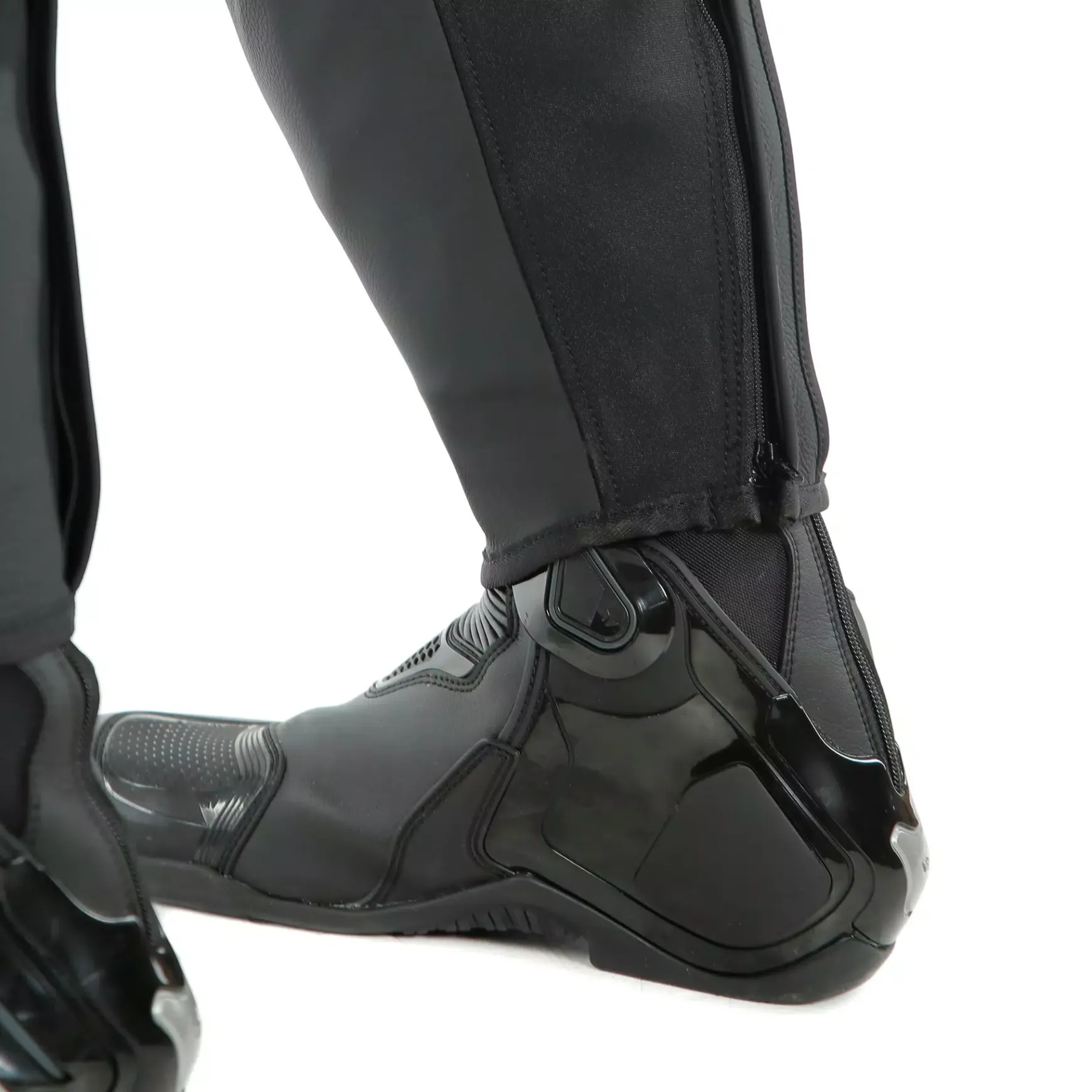 Dainese PONY 3 PERF. LEATHER PANTS BLACK-MATT Hot