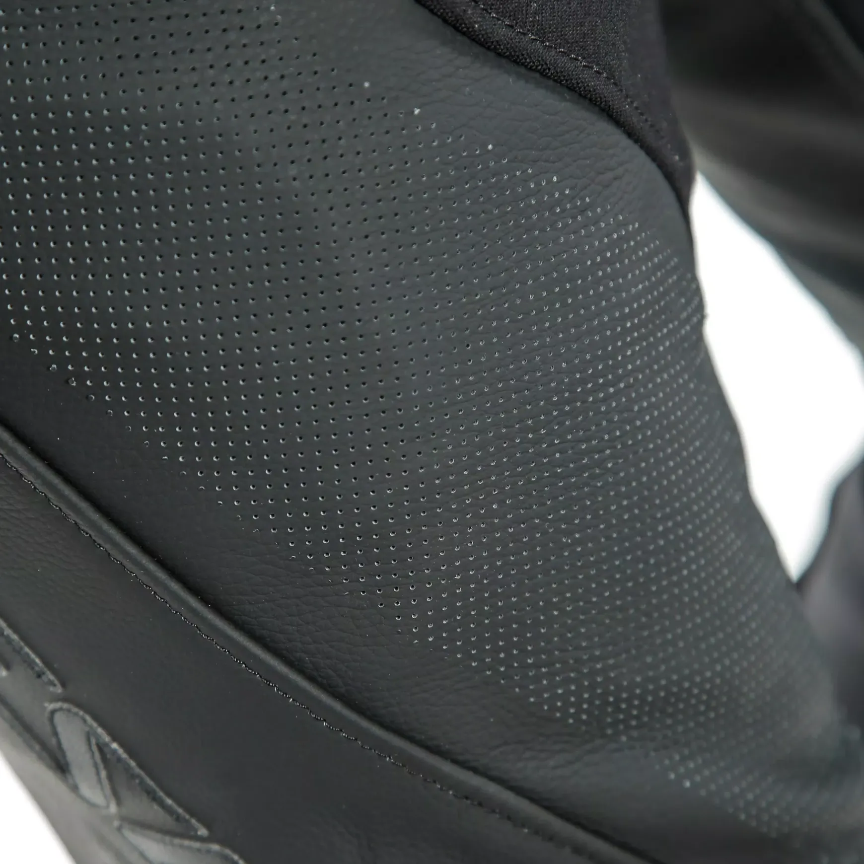 Dainese PONY 3 PERF. LEATHER PANTS BLACK-MATT Hot