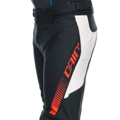 Dainese SUPER SPEED - MOTORRADHOSE AUS LEDER HERREN BLACK/WHITE/RED-FLUO