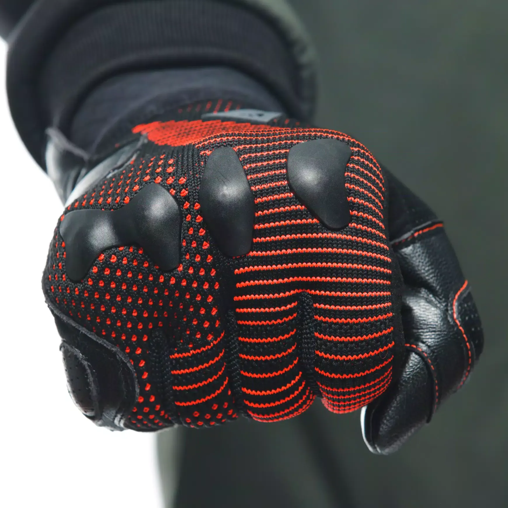 Dainese UNRULY ERGO-TEK GLOVES BLACK/FLUO-RED Hot